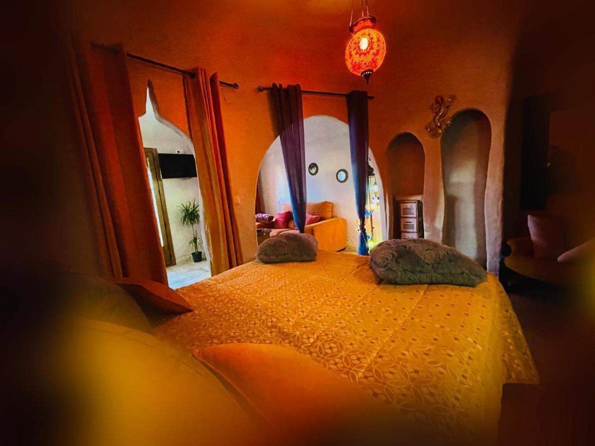 منزل الضيف بامبانيرا  في Casas Cueva El Castano المظهر الخارجي الصورة