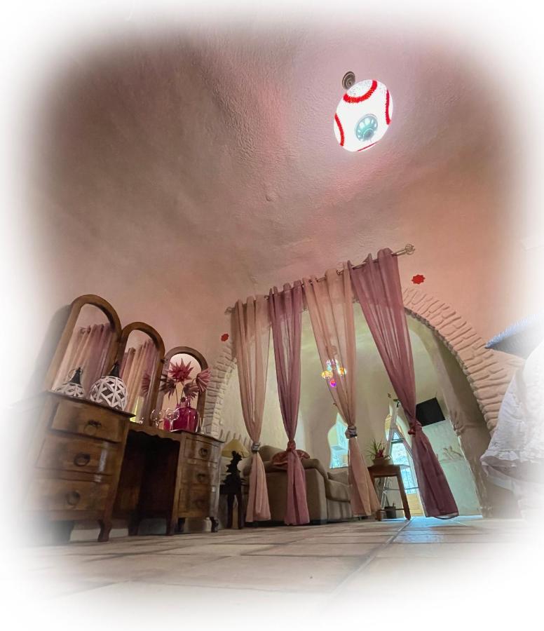 منزل الضيف بامبانيرا  في Casas Cueva El Castano المظهر الخارجي الصورة