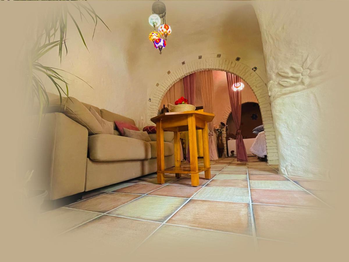 منزل الضيف بامبانيرا  في Casas Cueva El Castano المظهر الخارجي الصورة